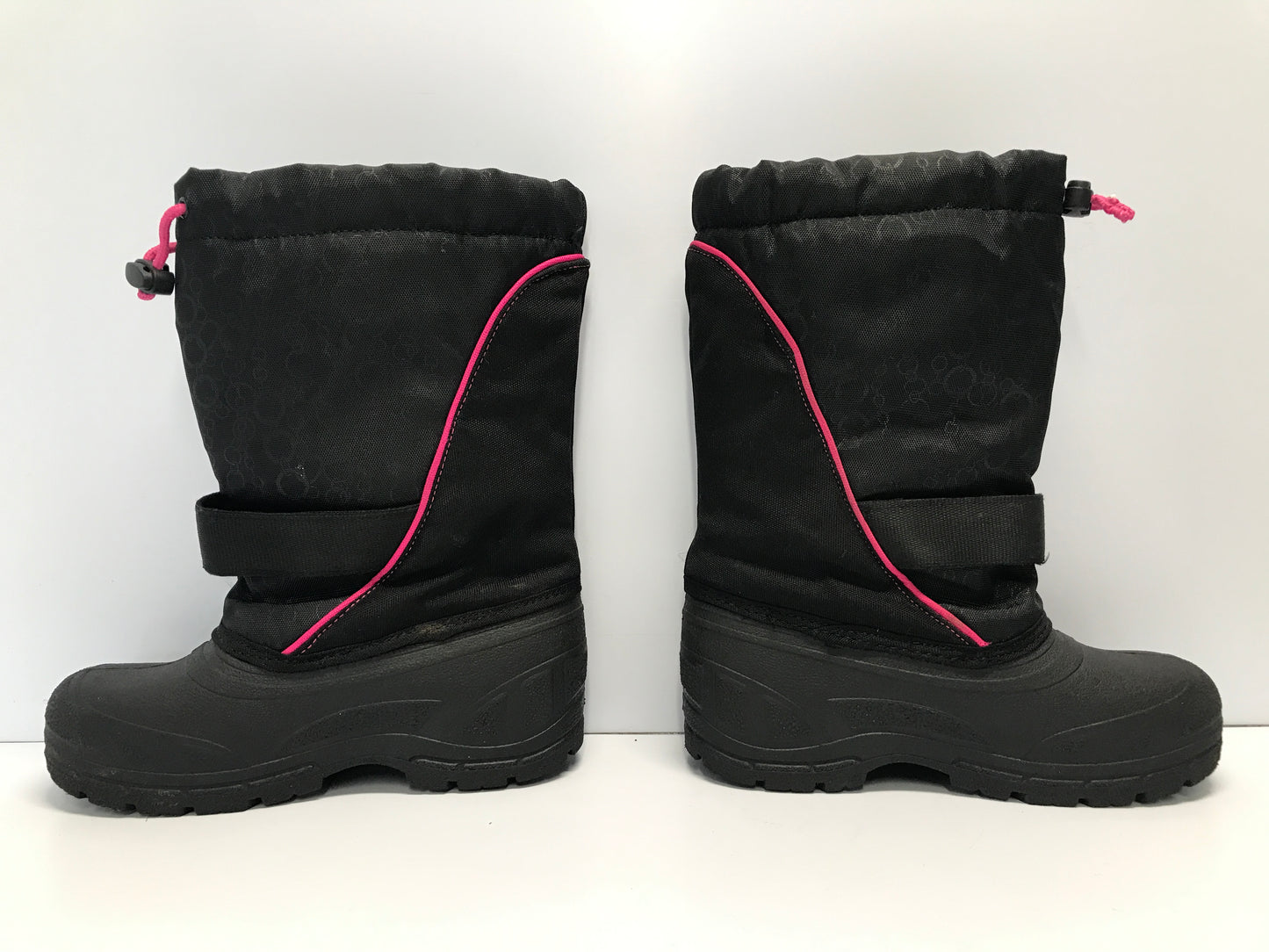Winter Boots Child Size 3 Canadian Waterproof  Black Pink With Liner Excellent