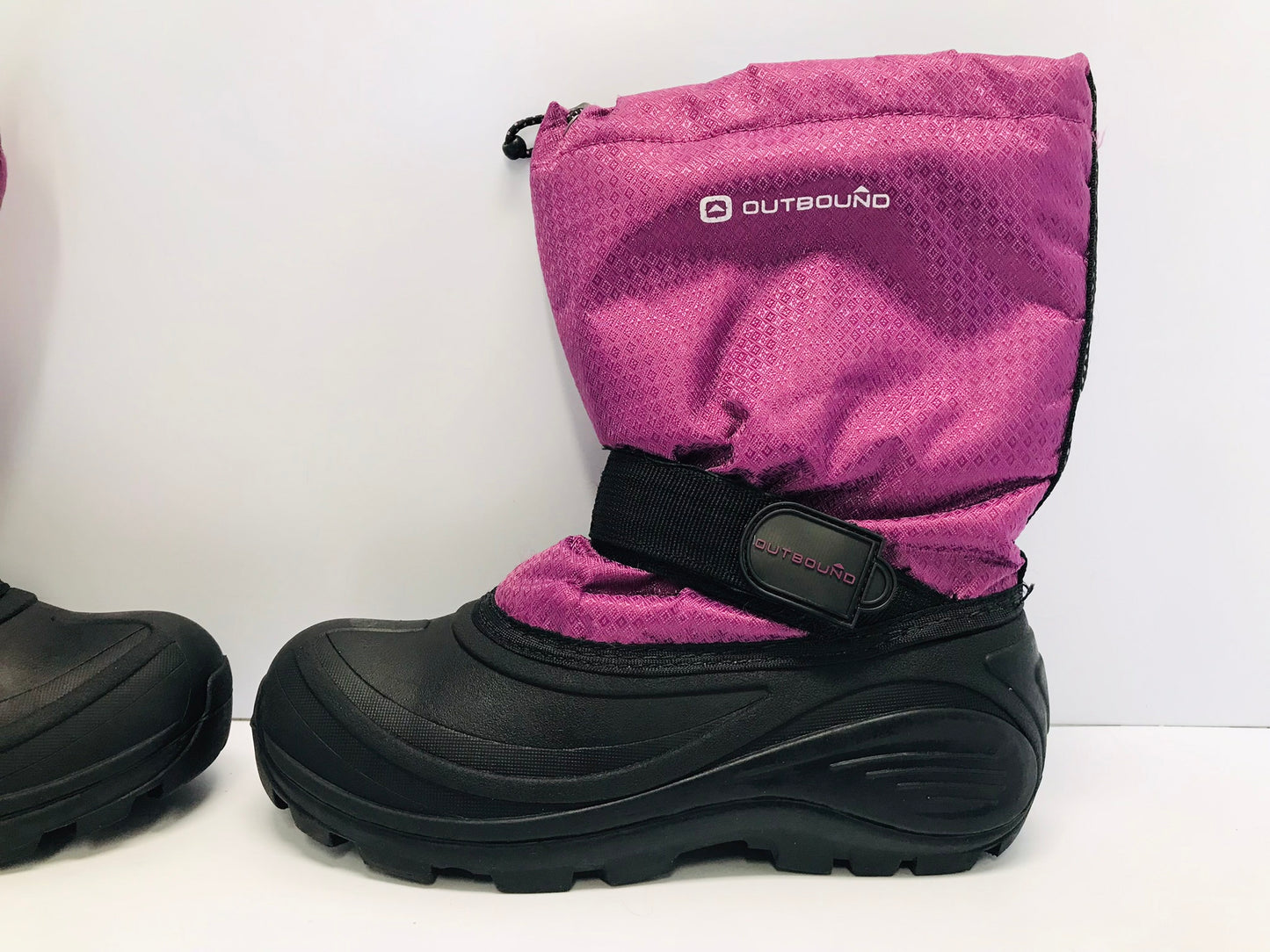Winter Boots Child Size 4 Outback With Liner Waterproof Rubber Soles Black Purple Excellent
