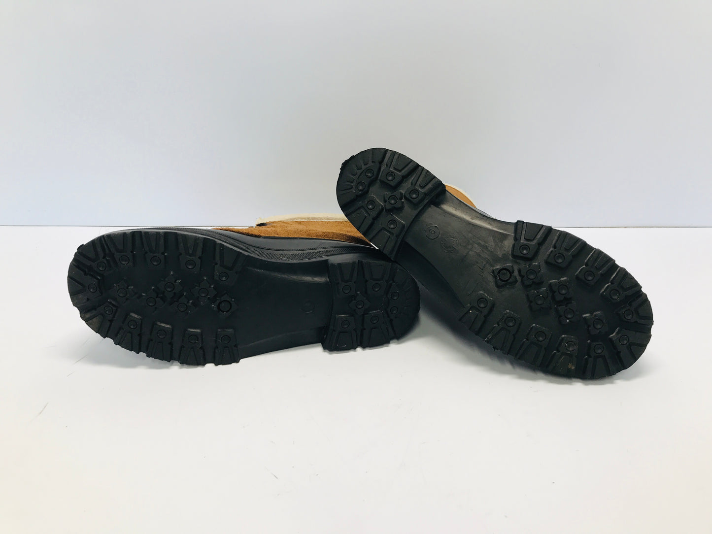 Winter Boots Men's Size 9 Snowmaster Canada Leather Suade With Liner Excellent