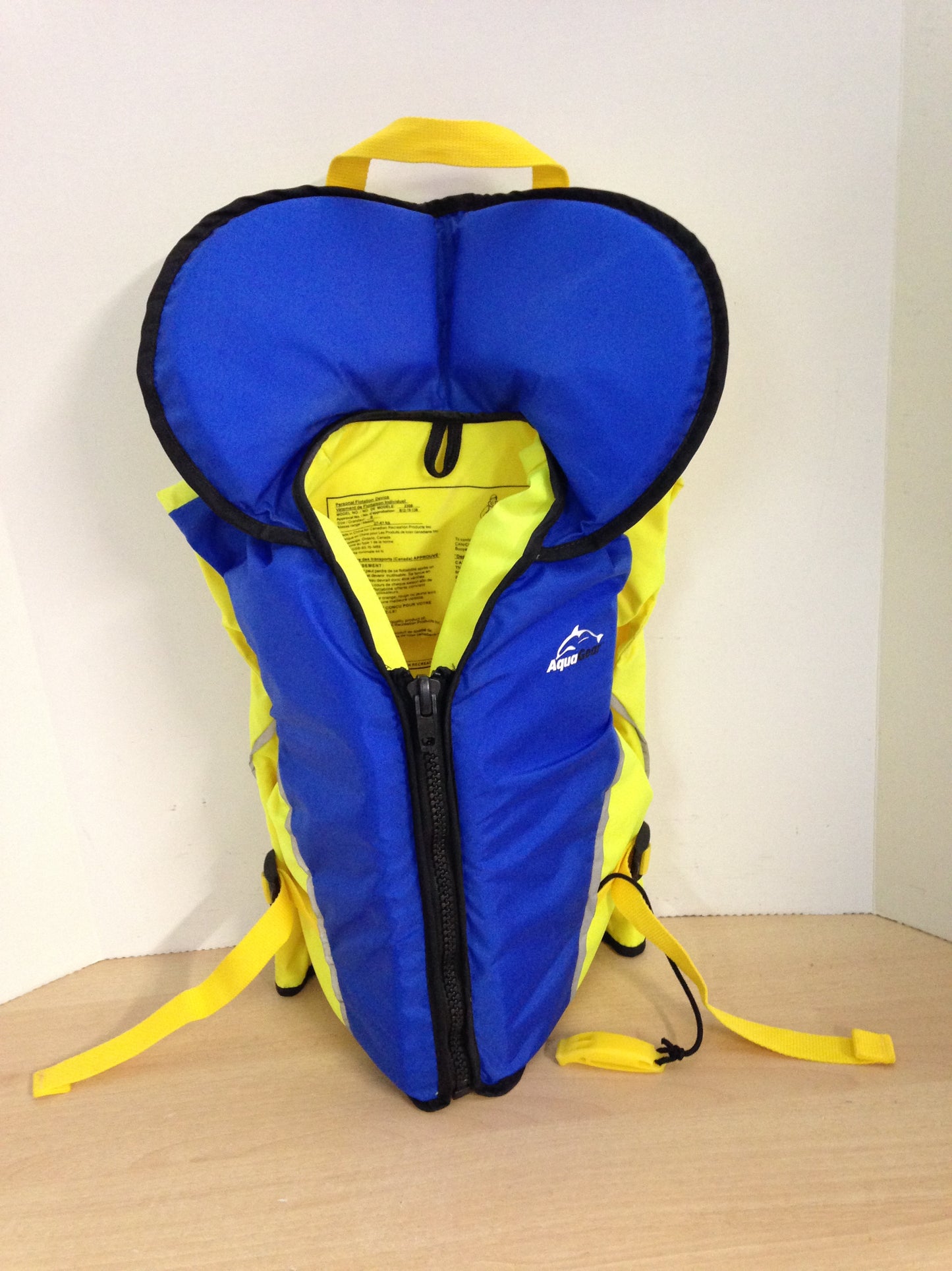 Life Jacket Child Size 60-90 lb Youth Aqua Gear Adjustable New Demo Model
