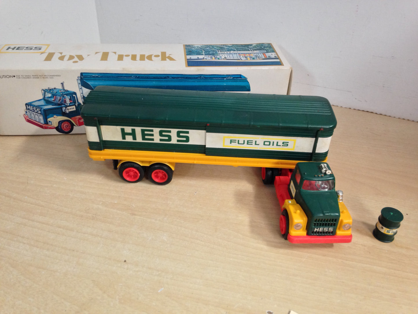 1971 Vintage Hess Gasoline Truck With Original Box RARE
