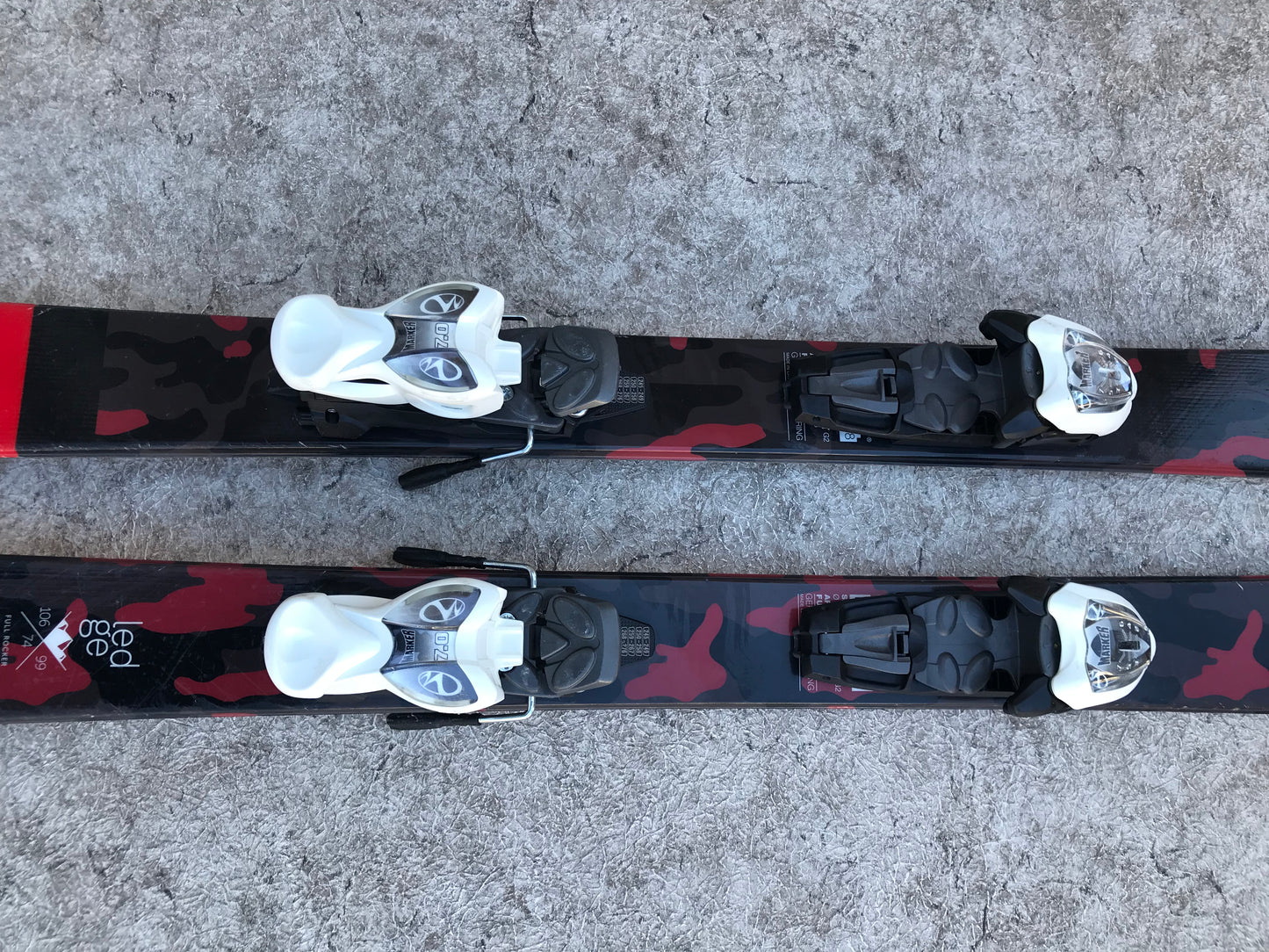 Ski 138 Volki Twin Tip Free Ride Parabolic Black White Red With Bindings