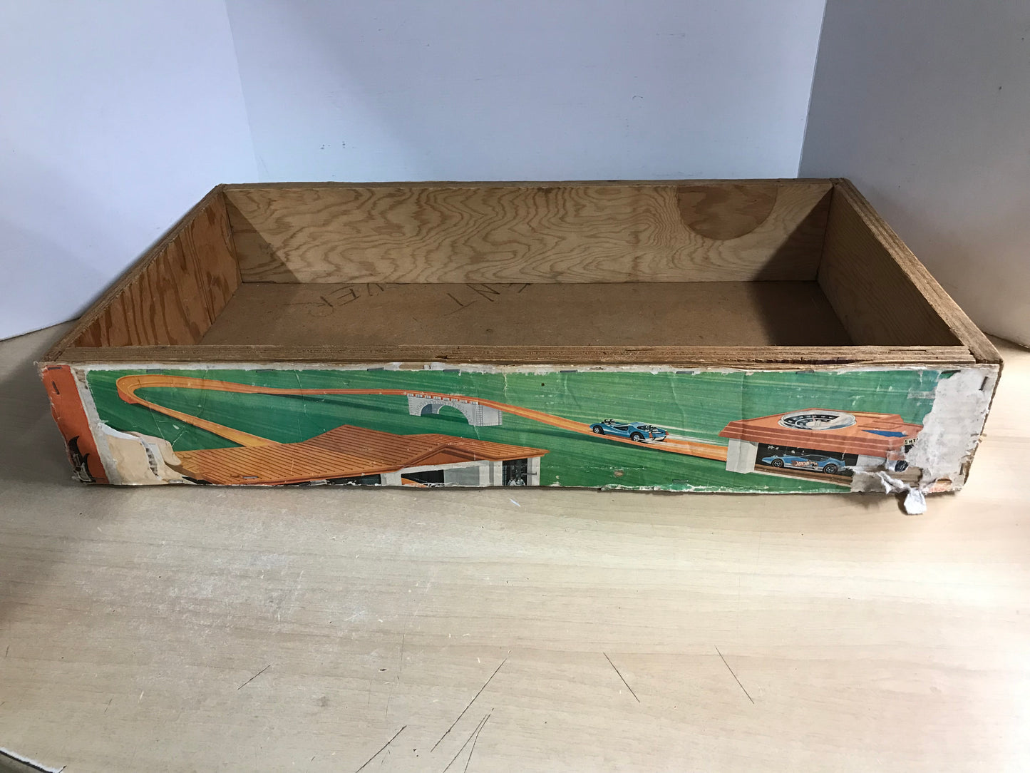 1969 Mattel Hot wheels Super Charger Sizzlers Race Set With Original Wood Box All Original Parts RARE