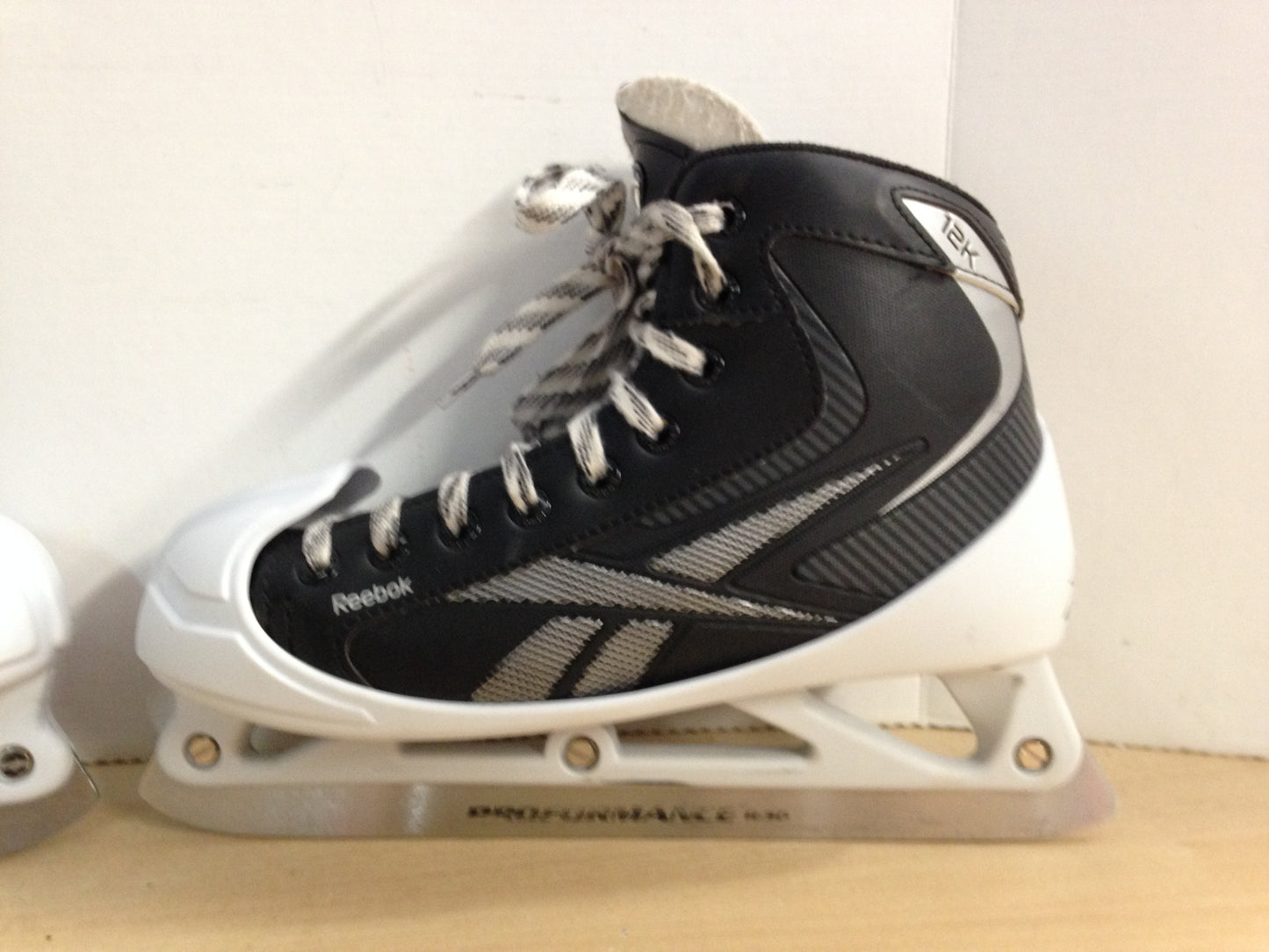 Hockey Goalie Skates Men's Size 7.5 Shoe Size Reebok 12K