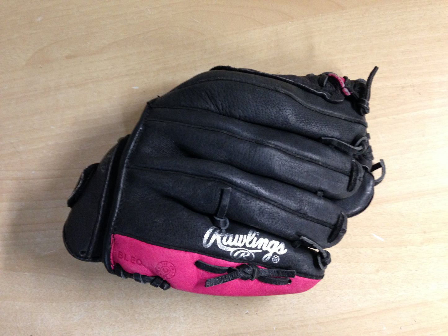 Baseball Glove Adult Size 11 inch Rawlings Black Pink Leather Fits on RIGHT Hand