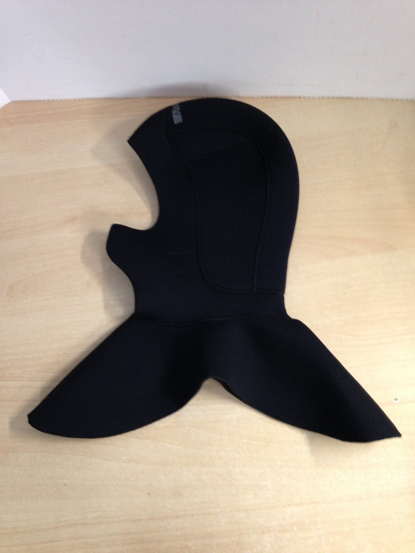 Wetsuit Men Ladies Size Medium Bare Hood Neoprene 3-4 mm Surf Black