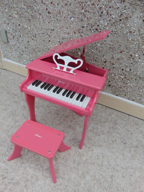 Hape Happy Grand Piano Pink Wood With Stool Fantastic Condition and Quality Age 3+