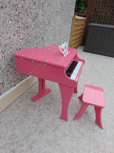 Hape Happy Grand Piano Pink Wood With Stool Fantastic Condition and Quality Age 3+