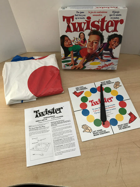 Y Game Twister Complete Excellent