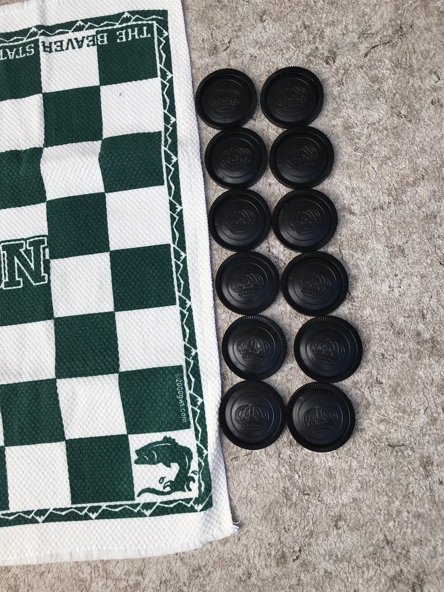 Y Game Giant Checkers As New Complete 28x28" Huge Indoor Outoor Fun