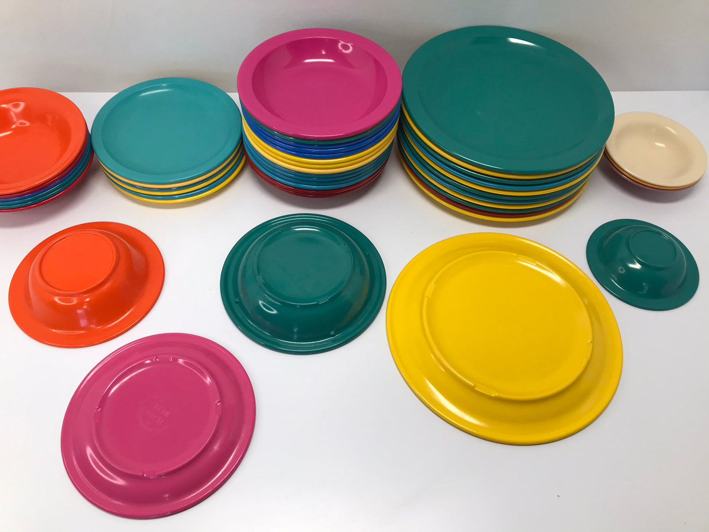 45 Pc 1970's  RARE Large Collection Texas Ware Melmac Camping Fishing Cabin Party Dishes 11 Small Bowls Are Vintage Mistral Made In Canada