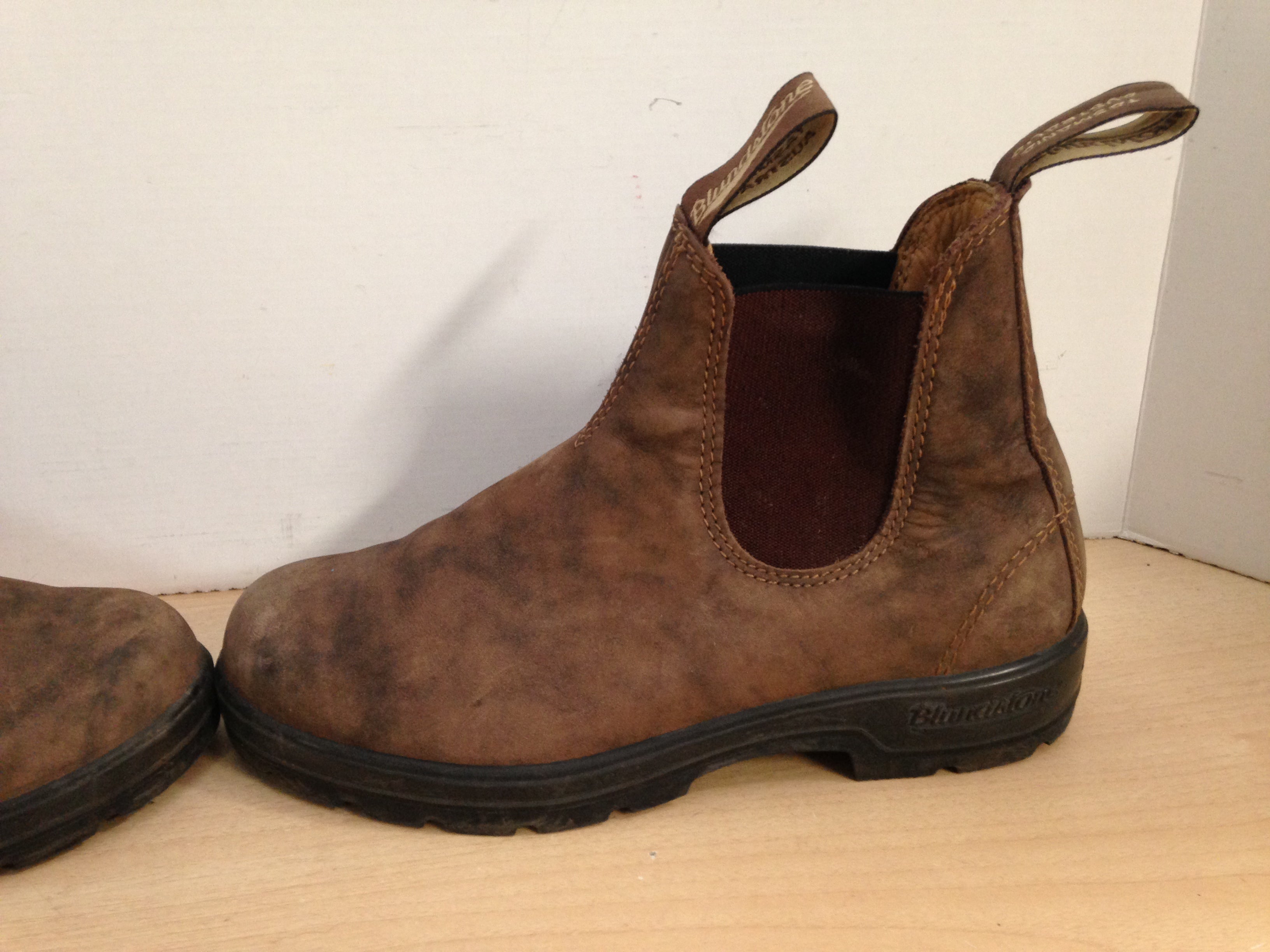 Size deals 4.5 blundstones