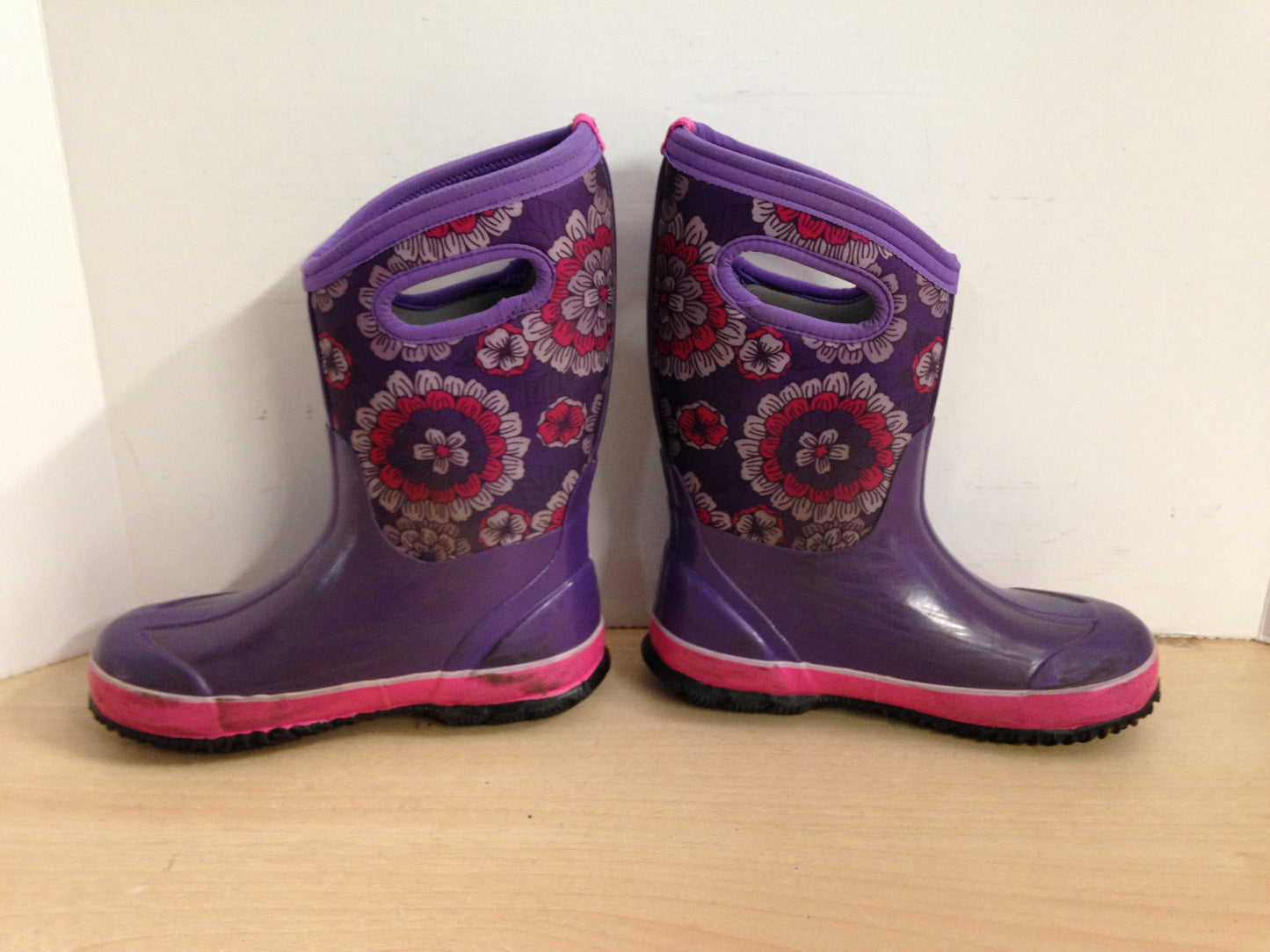 Bogs Brand Child Size 3 Pink Purple Flowers -30 Degree Black Neoprene Rubber Rain Winter Snow Waterproof Boots