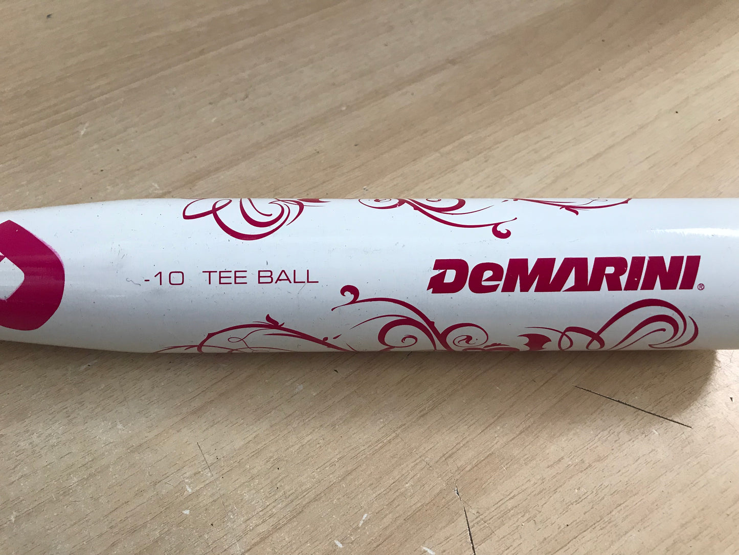 Baseball Bat 26 inch 16 oz Demarini T Ball Baseball White Pink