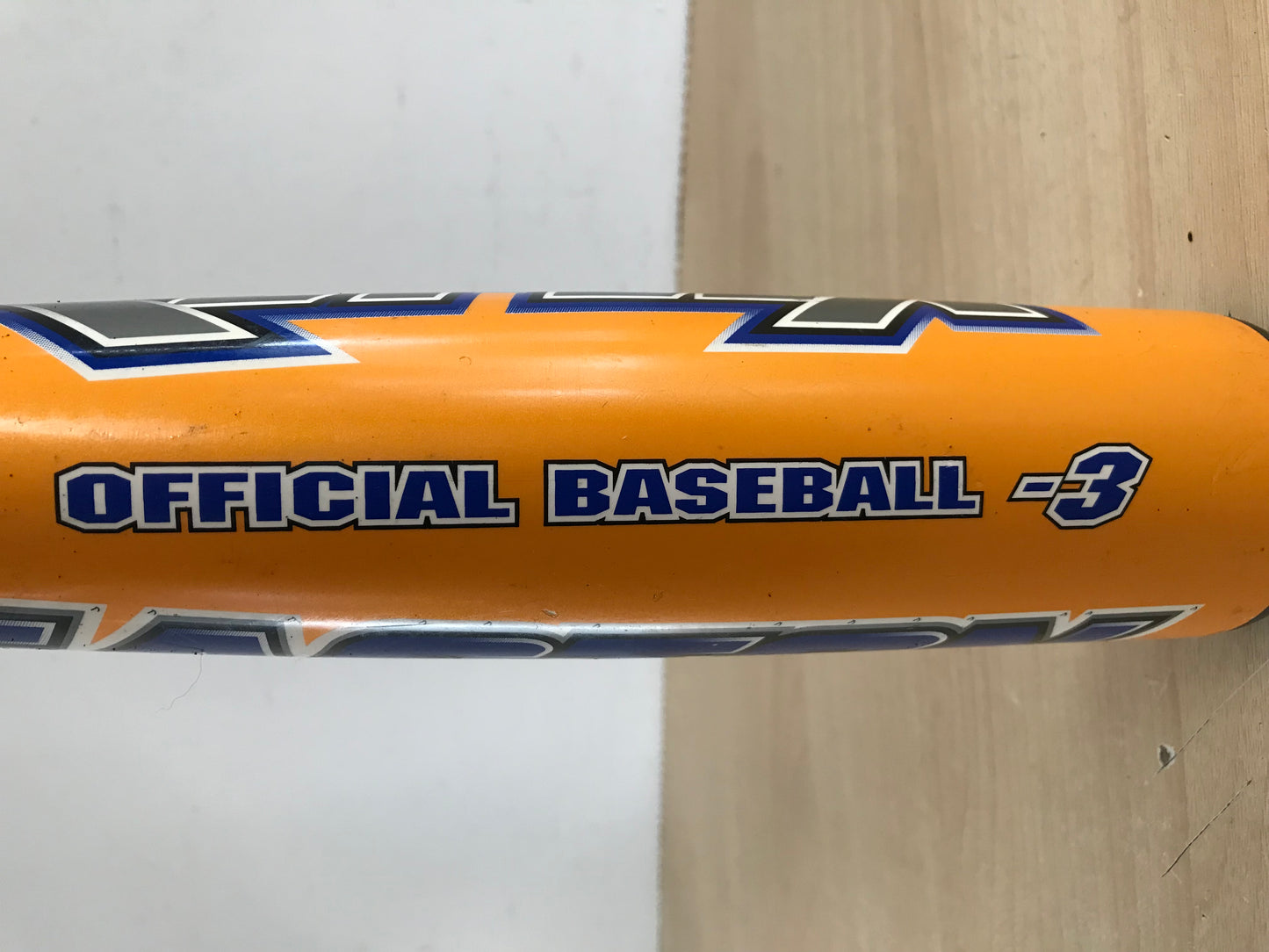 Baseball Bat 29 inch 26 oz Easton Reflex Baseball Orange Blue Black