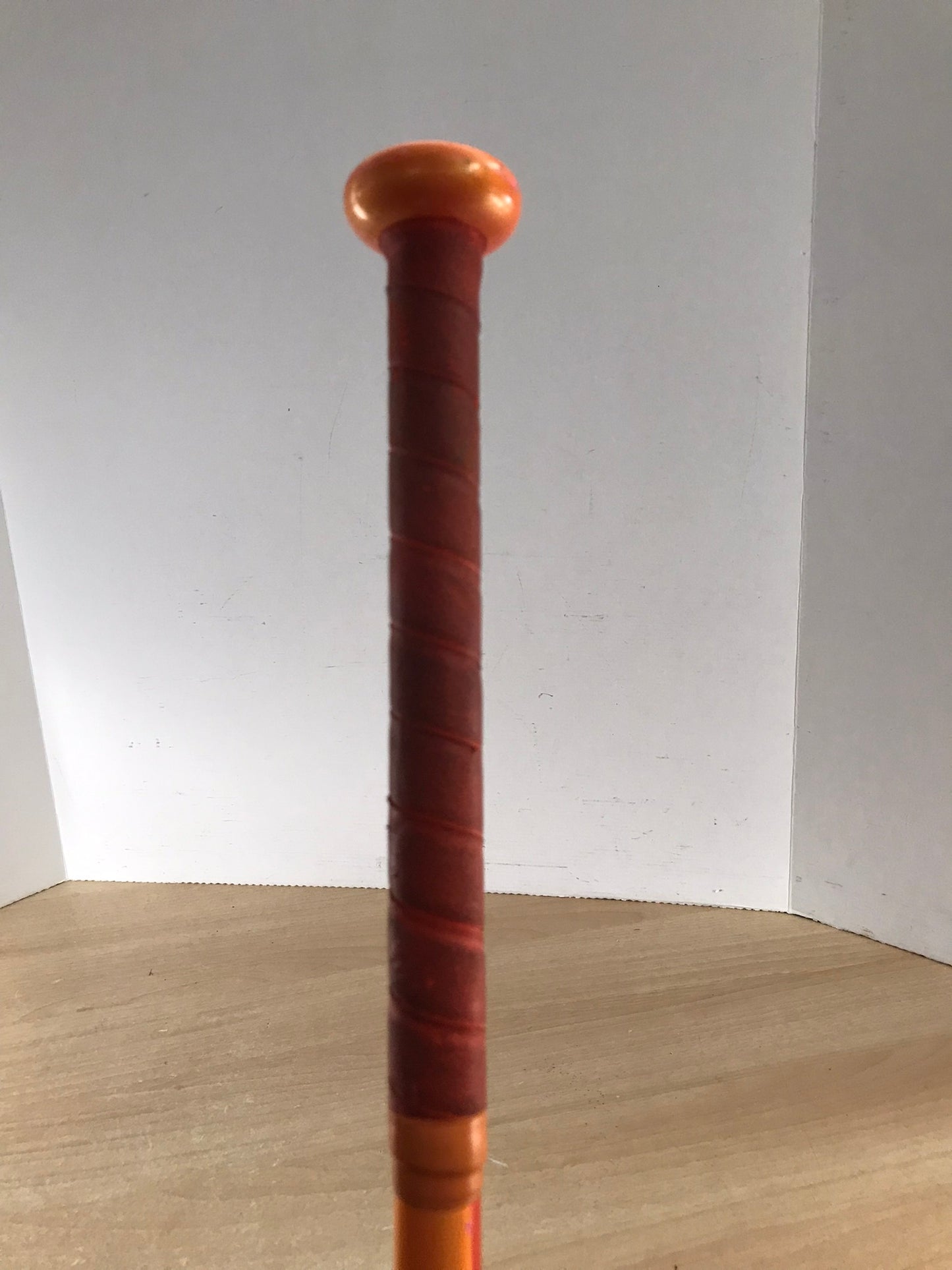 Baseball Bat 29 inch Worth Legit X Tended Sweet Spot Softball Fastpitch Tangerine Gold Excellent