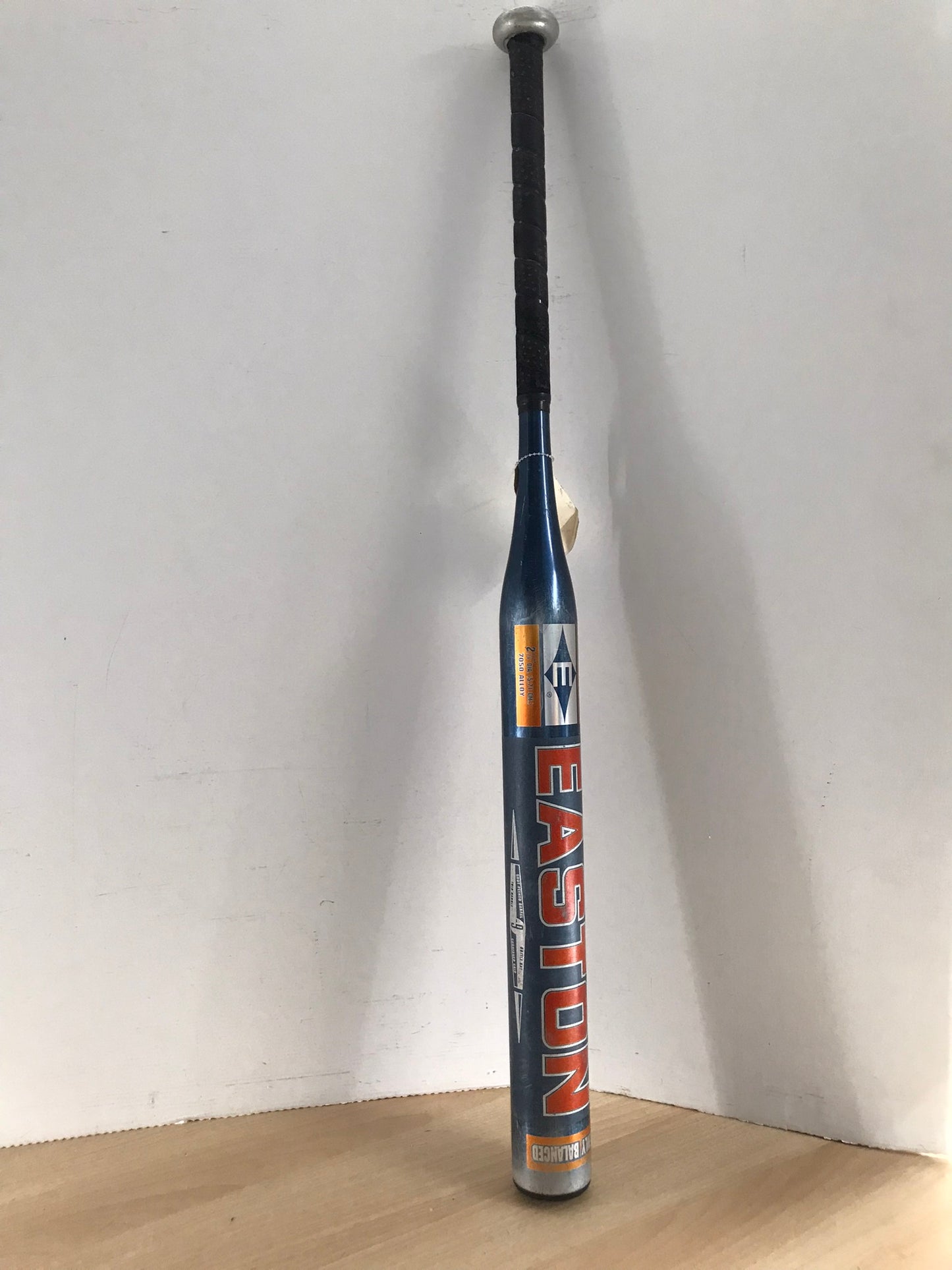 Baseball Bat 33 inch 24 oz Easton React Softball Grey Blue Orange