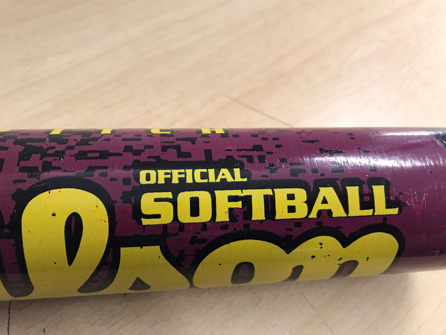 Baseball Bat 33 inch 27 oz Wilson Dani Tyler Softball Fastpitch Black Purple Gold