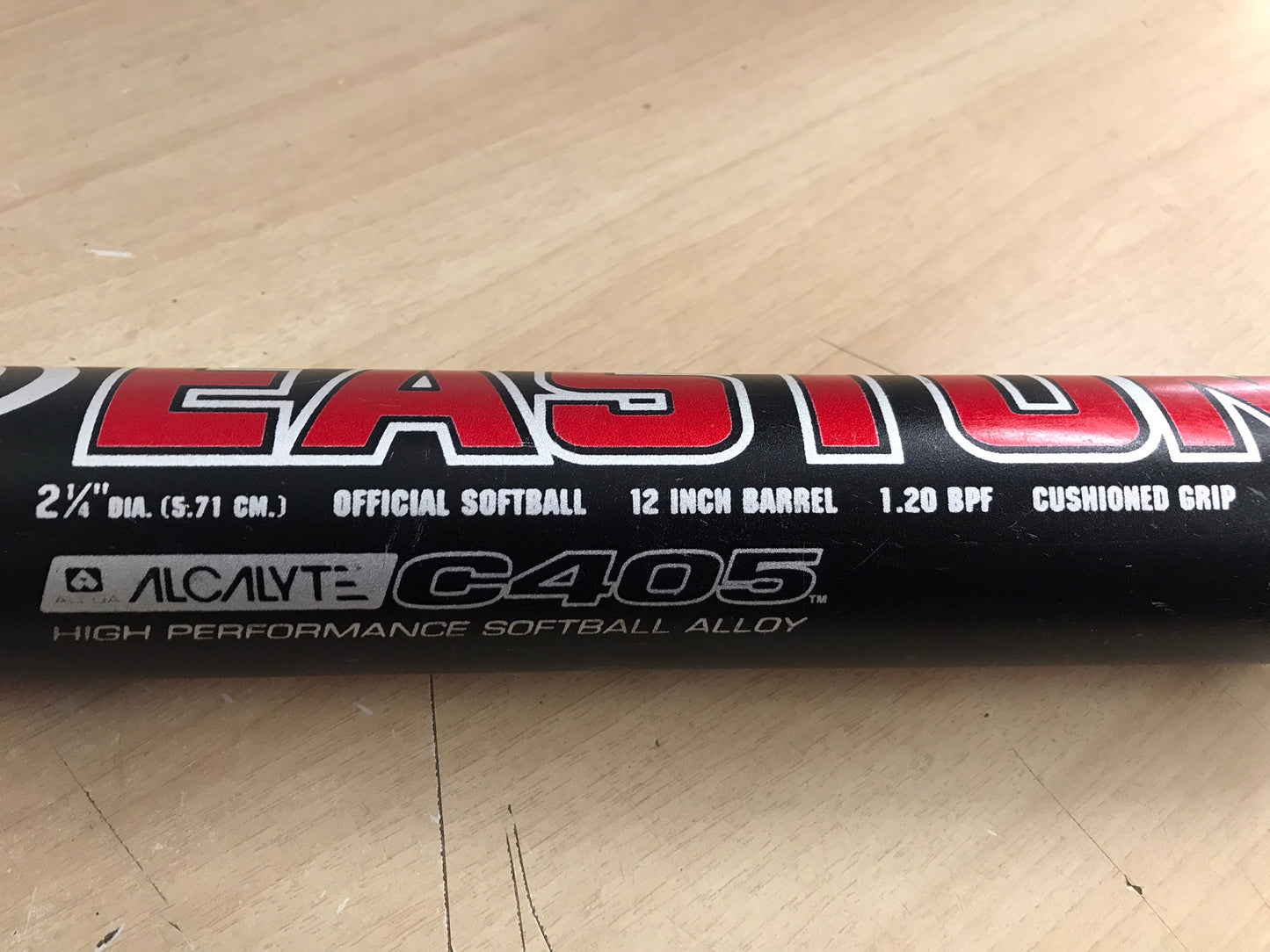 Baseball Bat 34 inch 26 oz Easton Redline Softball Red Black Excellent