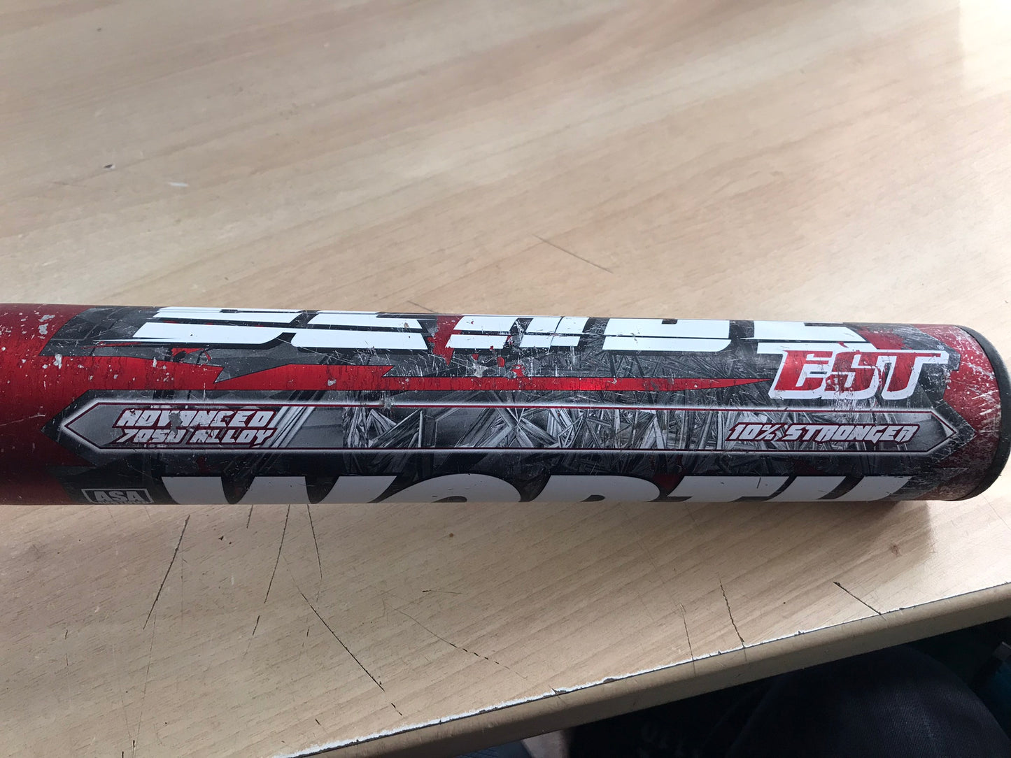 Baseball Bat 34 inch 28 oz Worth Blade Softball Red Grey