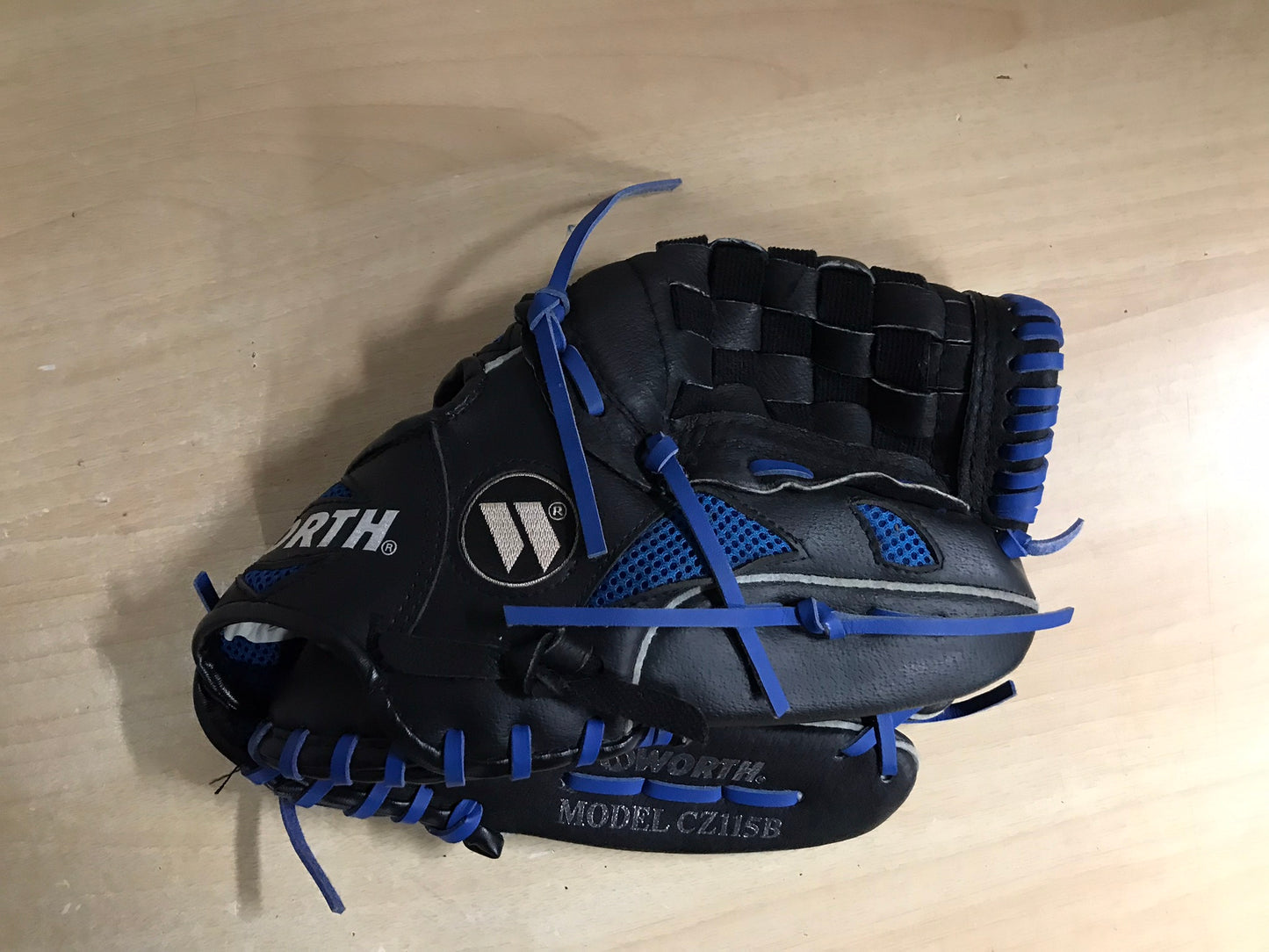 Baseball Glove Adult Size 11.5 inch Worth Silencer Black Blue Leather Fits on Left Hand