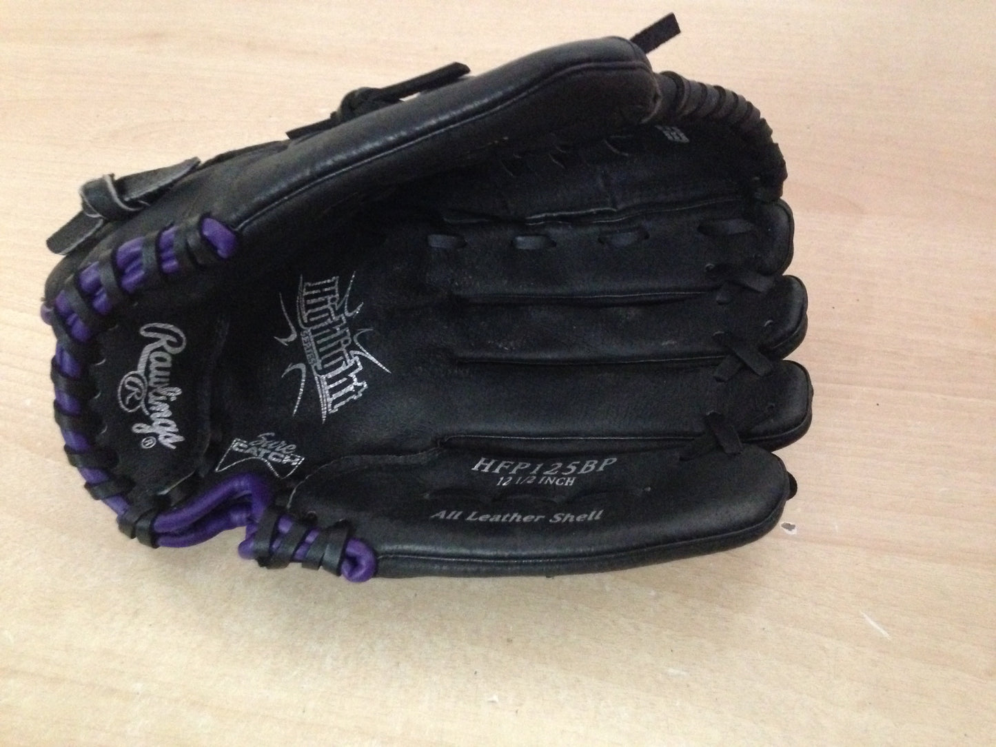 Baseball Glove Adult Size 12.5 inch Rawlings Gold Glove Black Purple Soft Leather As New Fits on Left Hand