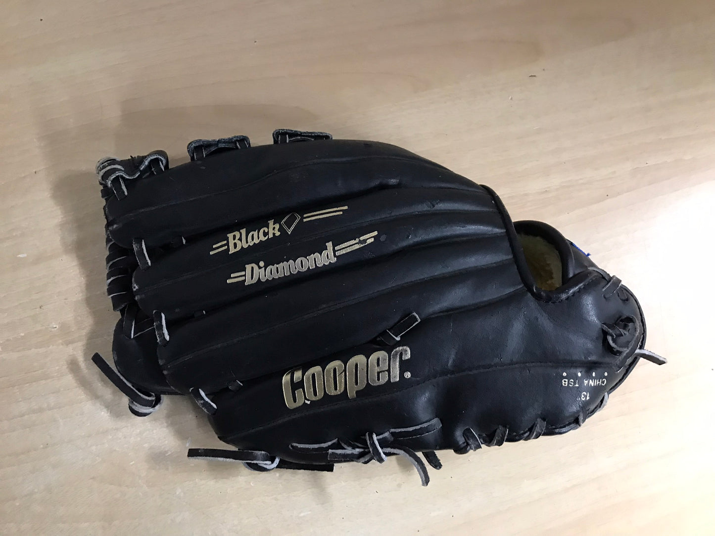 Baseball Glove Adult Size 12 inch Cooper Black Diamond Black Leather Fits on Left Hand