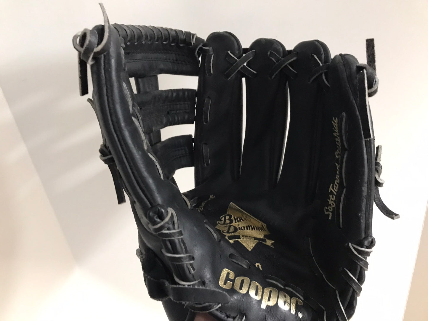 Baseball Glove Adult Size 12 inch Cooper Black Diamond Black Leather Fits on Left Hand