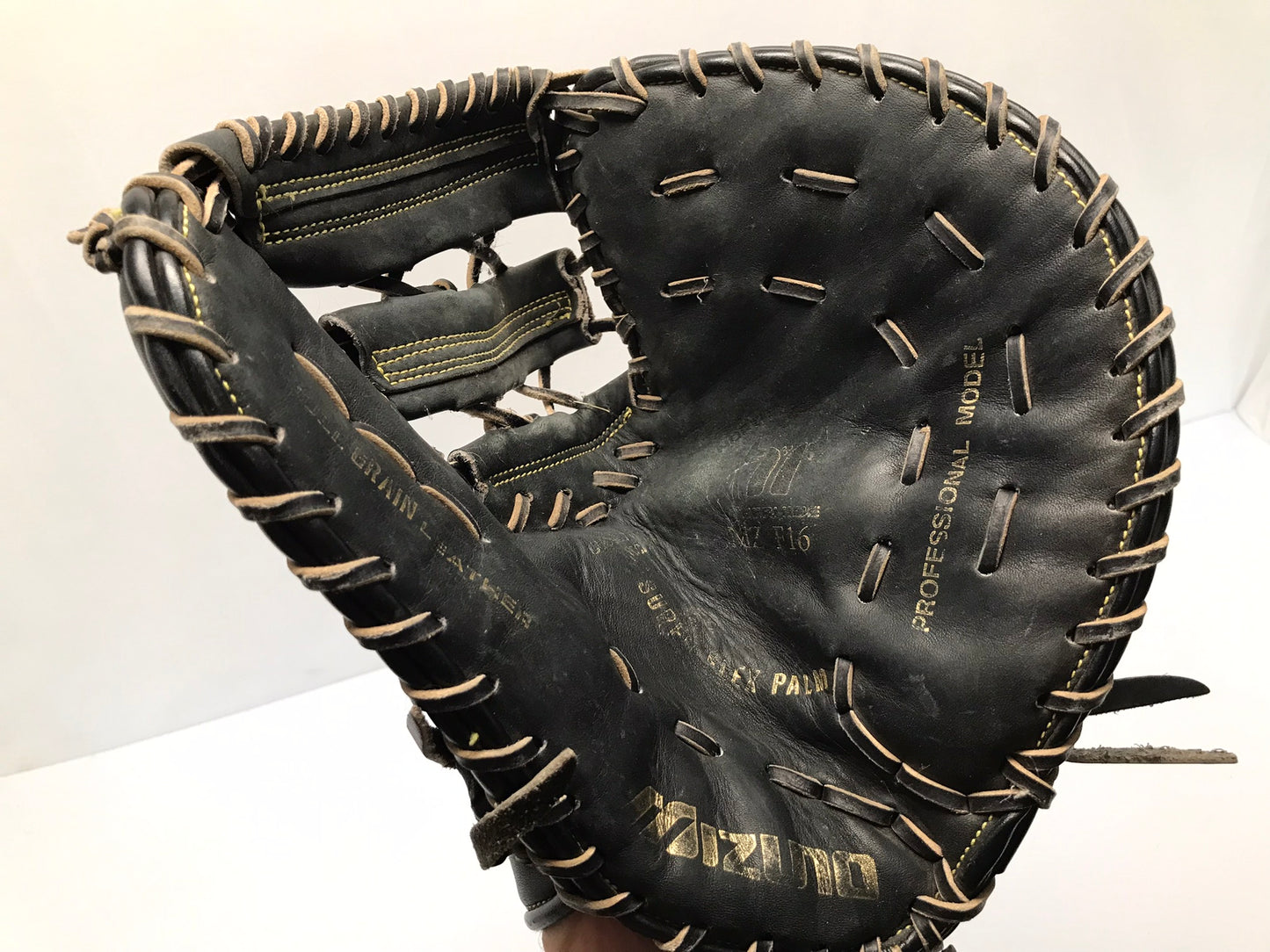 Baseball Glove Adult Size 12 inch Mizuno Pro Model Leather Black Fits  Left Hand