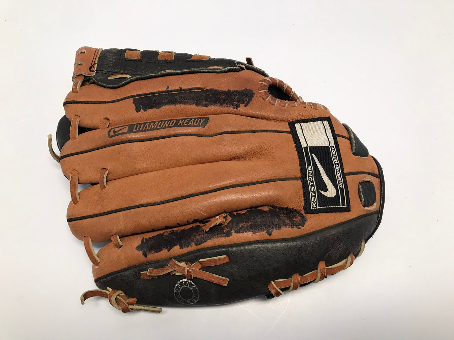 Baseball Glove Adult Size 12 inch Nike Diamond Black Brown  Leather Fits on Left Hand Excellent