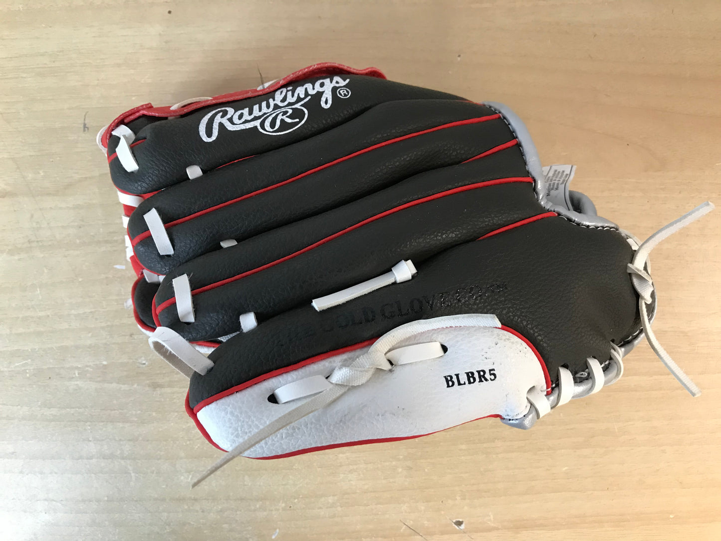 Baseball Glove Child Size 10 inch Rawlings Red Black White Fits on Left Hand Vinyl New Demo Model