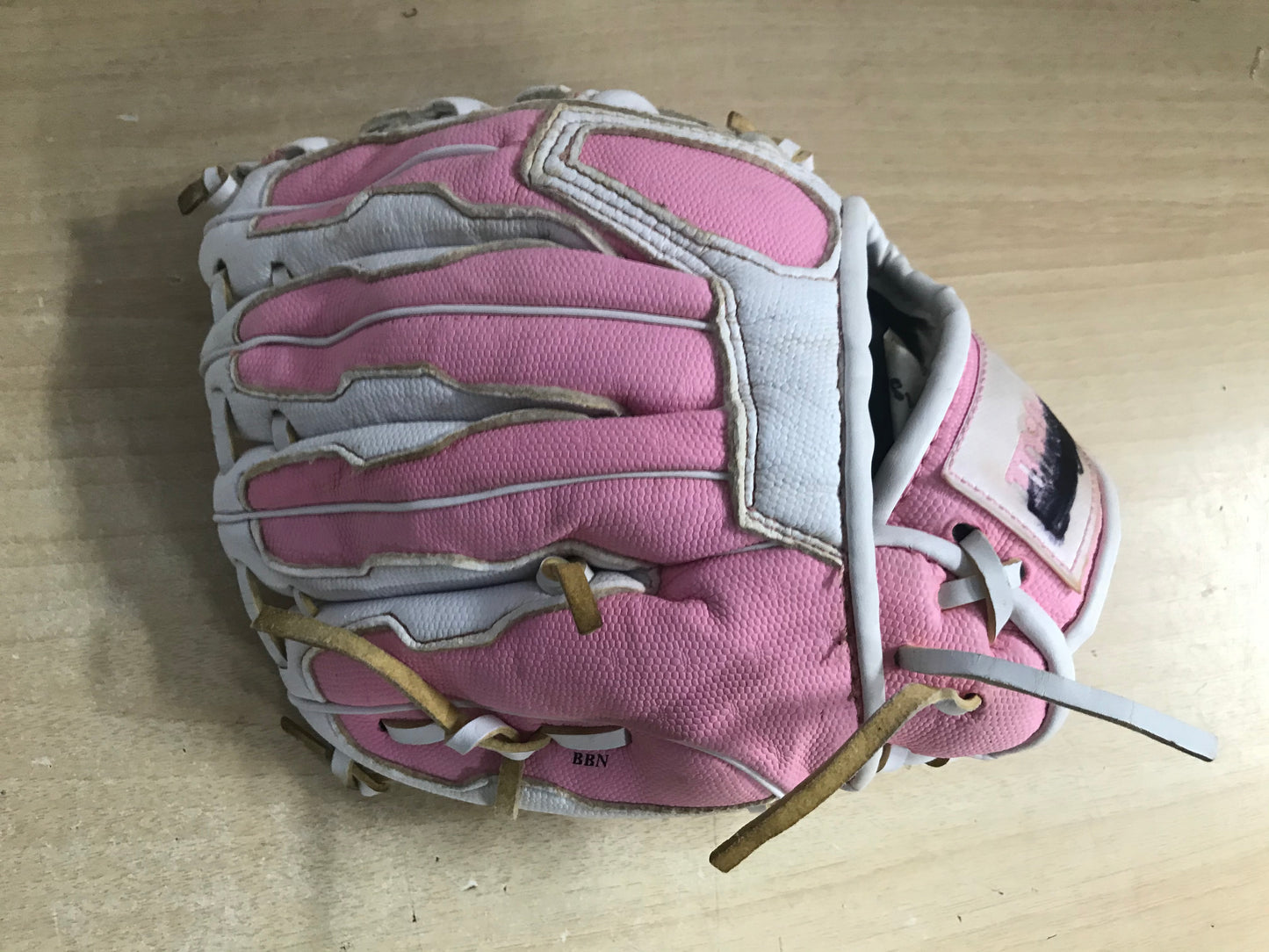 Baseball Glove Child Size 10 inch Wilson Pink White Soft Bends Well Fits on Left Hand