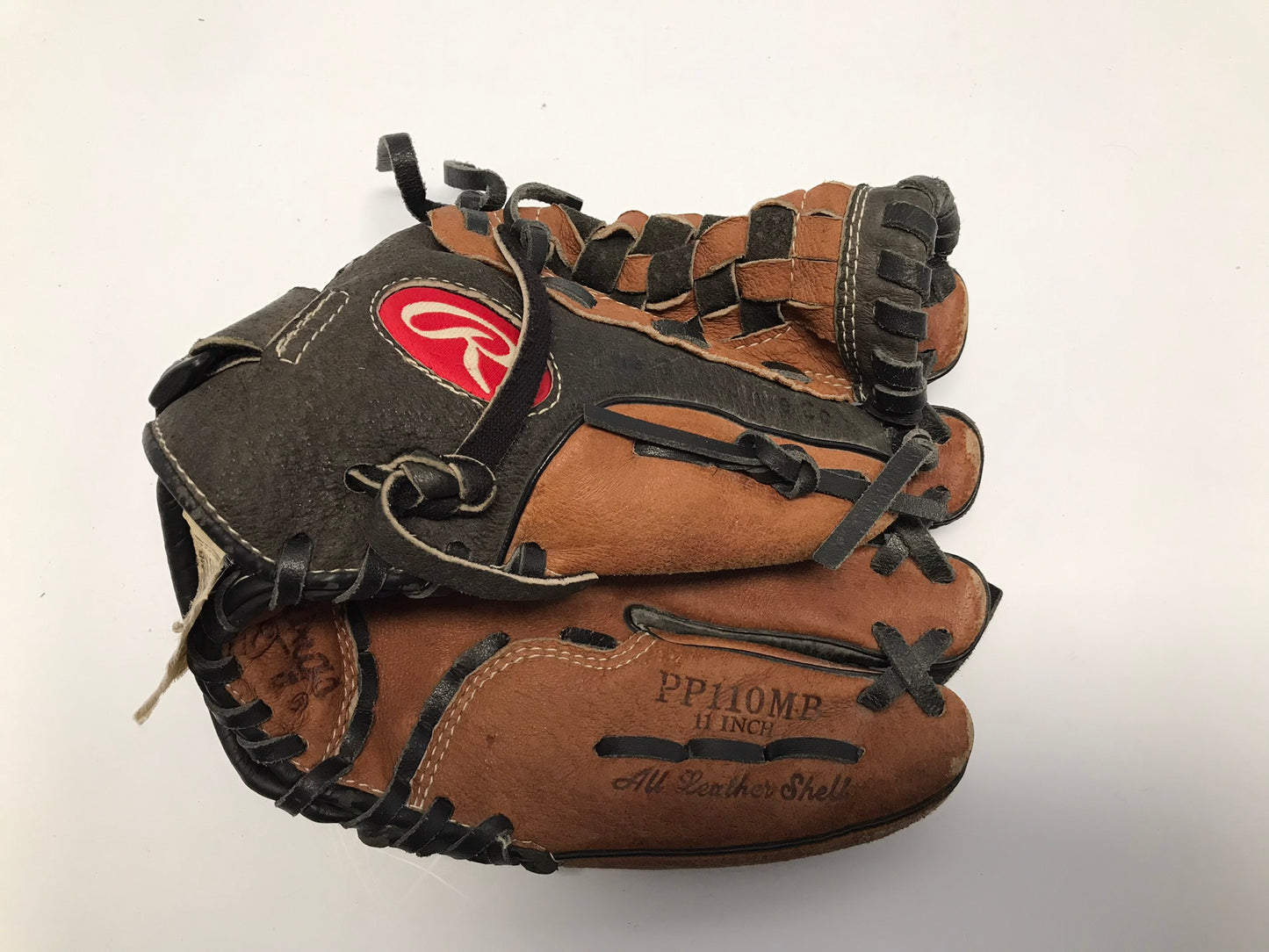 Baseball Glove Child Size 11 inch Rawlings Savage Soft Brown Black Leather Fits on Left Hand