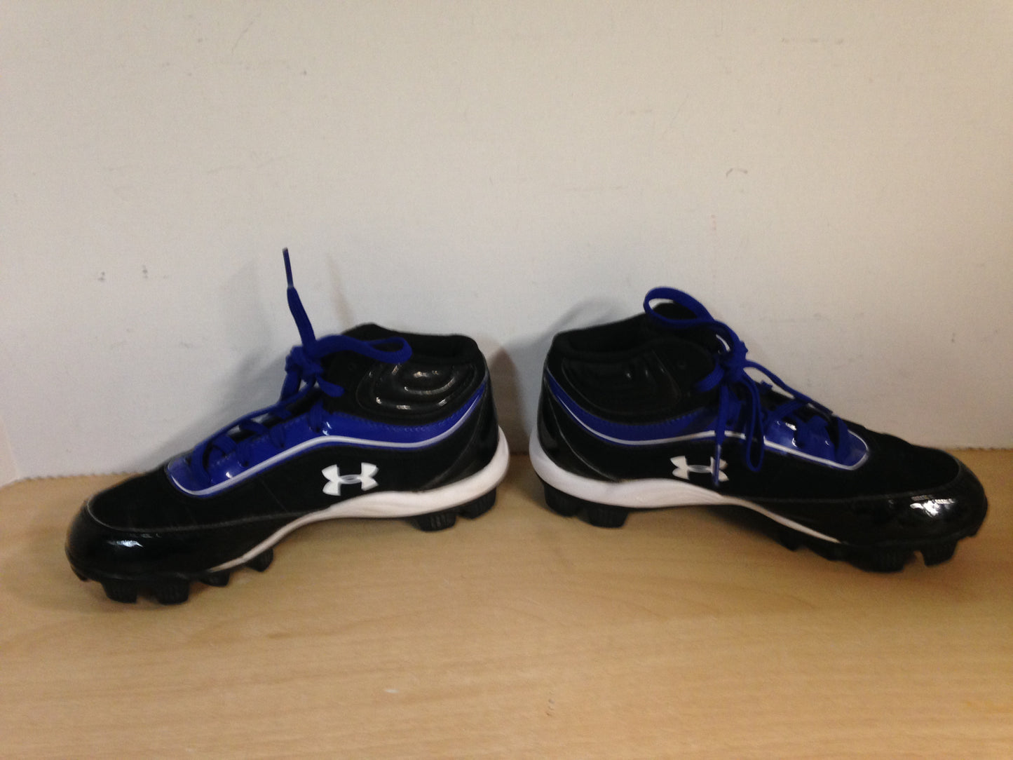 Baseball Shoes Cleats Child Size 2.5 Under Armour Blue Black