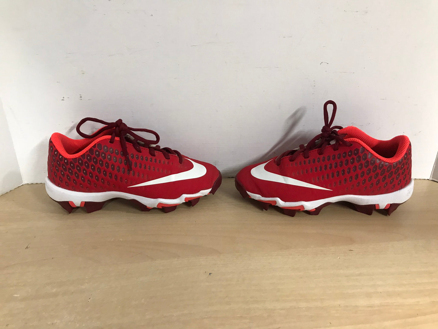Baseball Shoes Cleats Child Size 2 Nike Red White Excellent