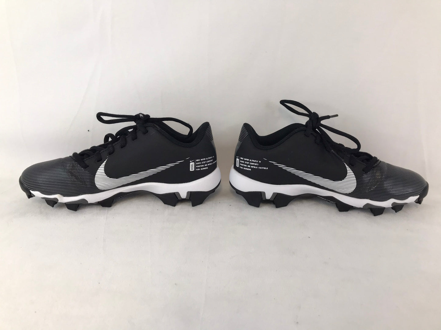 Baseball Shoes Cleats Child Size 4 Nike Vapor Black White As New