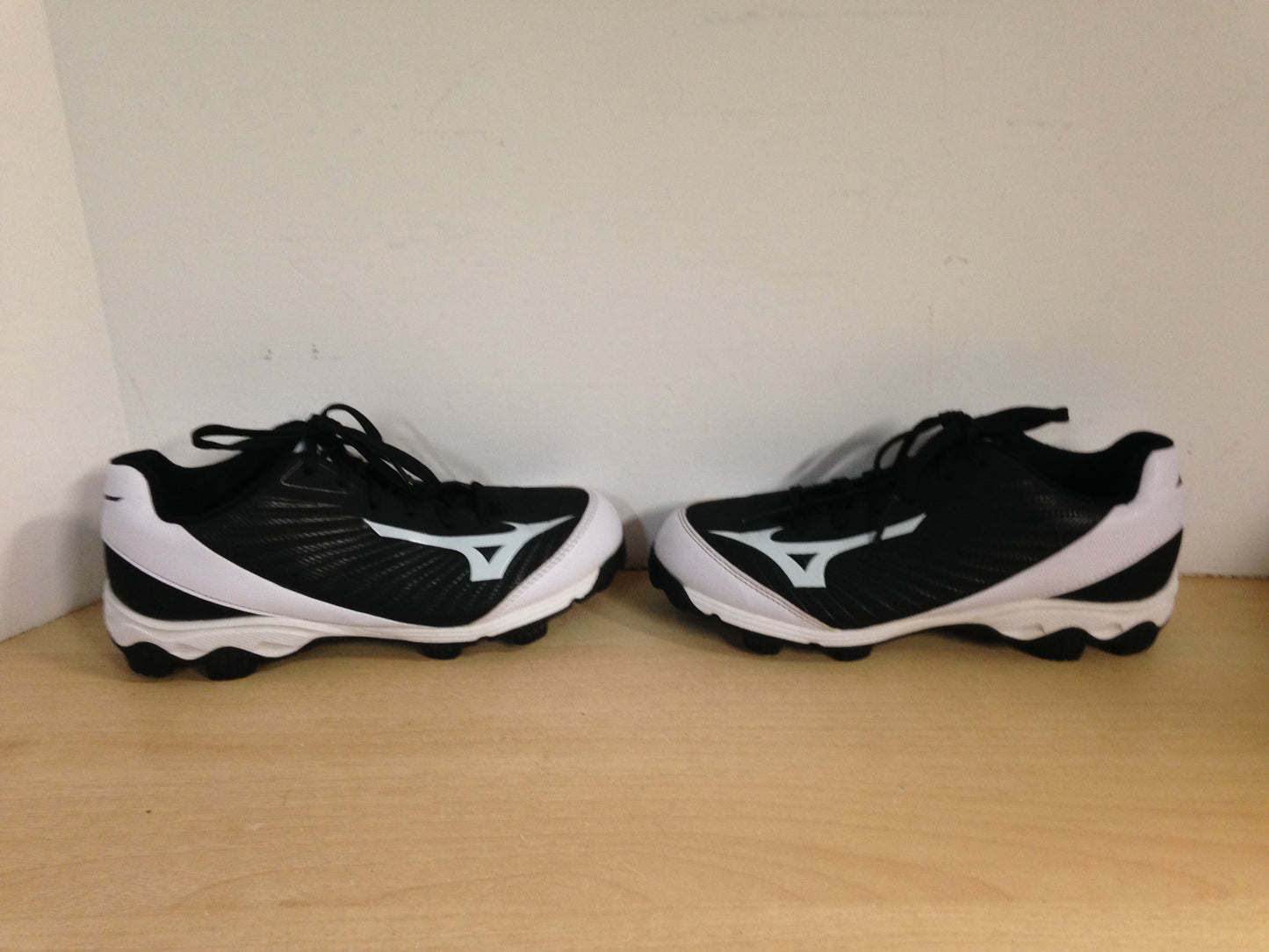 Baseball Shoes Cleats Child Size 5.5 Mizuno Black White