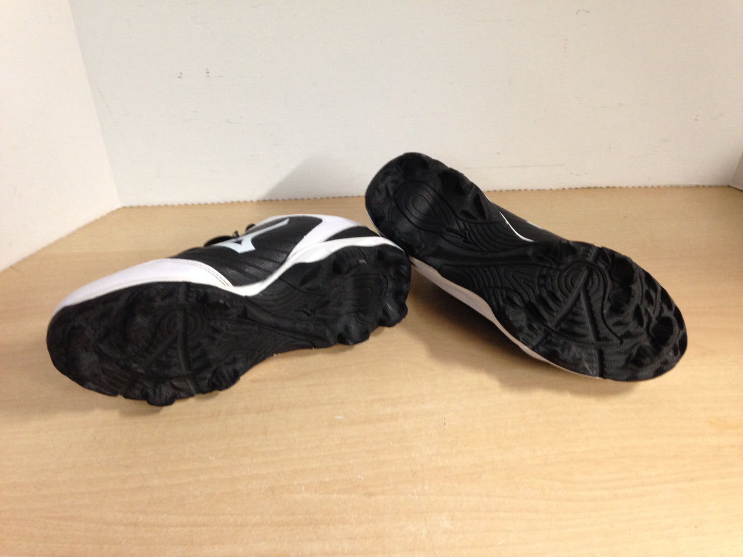 Baseball Shoes Cleats Child Size 5.5 Mizuno Black White