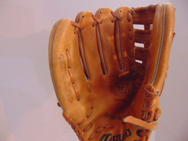 Baseball Glove Adult Size 13 inch Mizuno Light Flex Softball Brown Leather Fits on RIGHT Hand