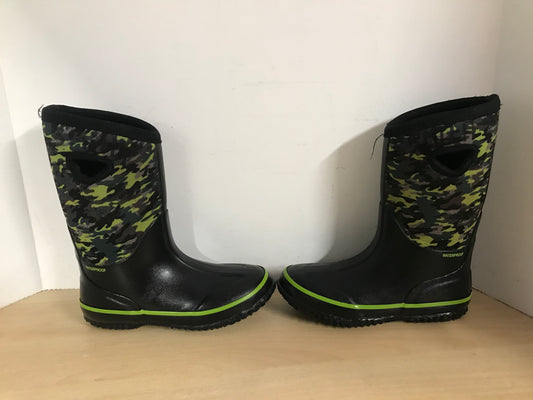 Bogs Style Child Size 3 Black Green Neoprene Rubber Rain Winter Snow Waterproof Boots Excellent