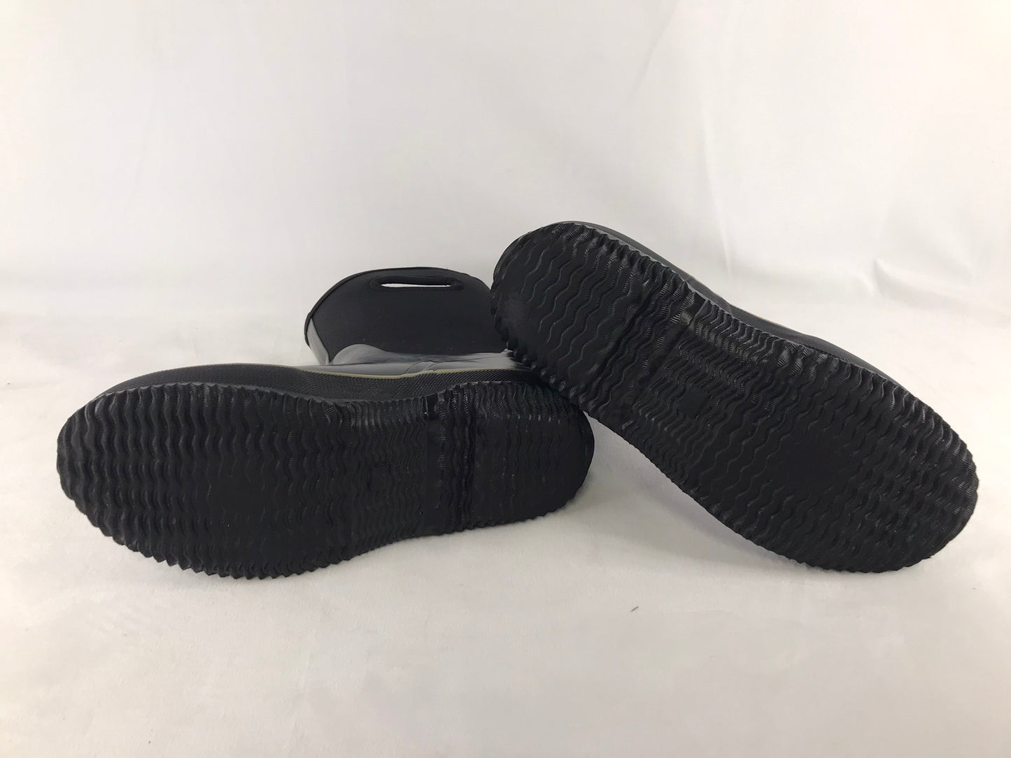 Bogs Style Child Size 5 Neoprene Rubber Rain Winter Boots Black Excellent