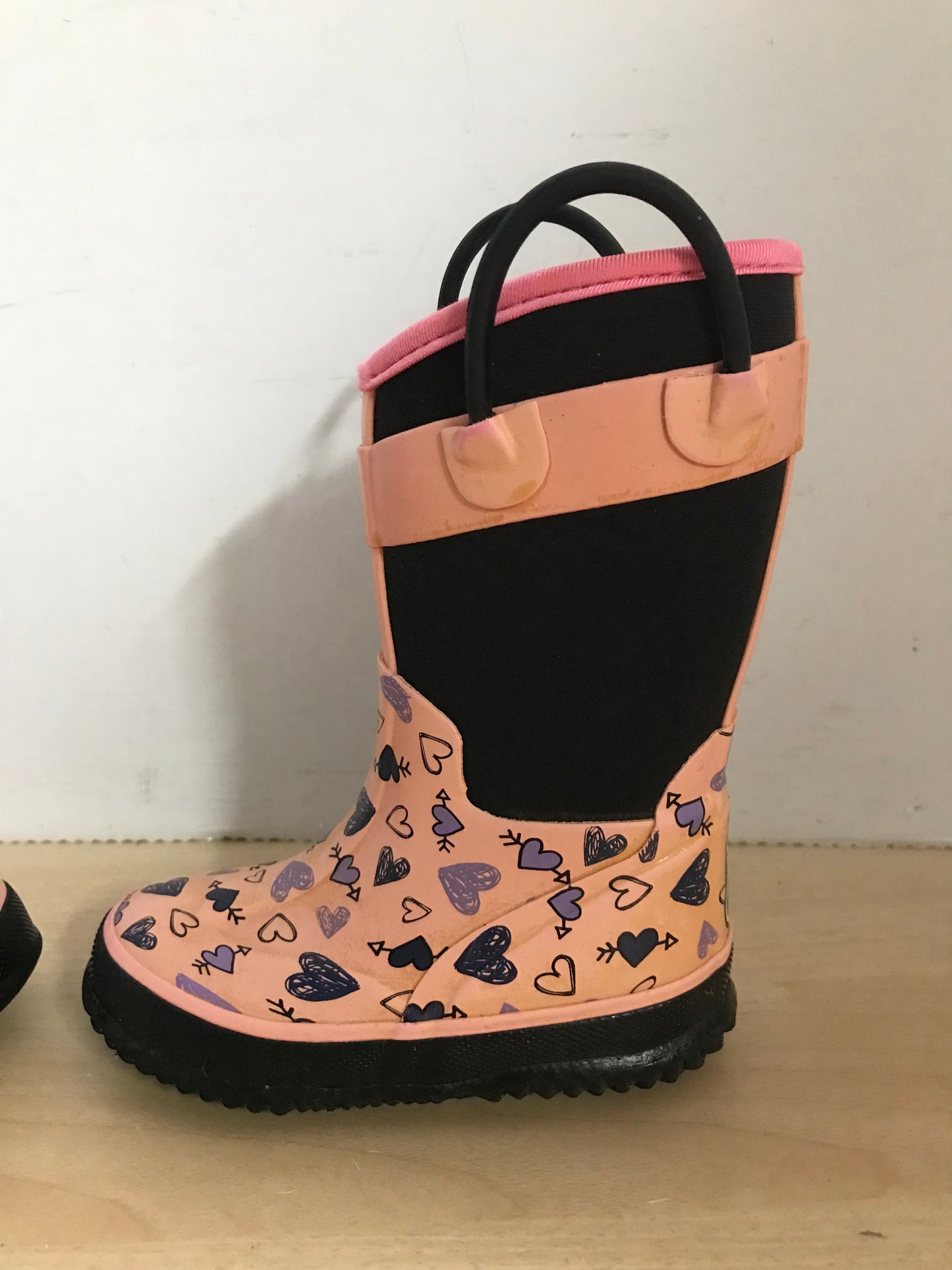 Bogs Style Infant Toddler Size 5 Neoprene Rubber Rain Winter Boots Pink Hearts Minor Wear
