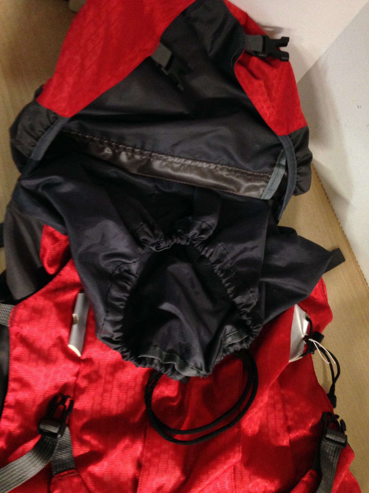 Camping Adventures Free Knight 60L Hiking Mountaineering Camping Trekking Red Backpack Excellent