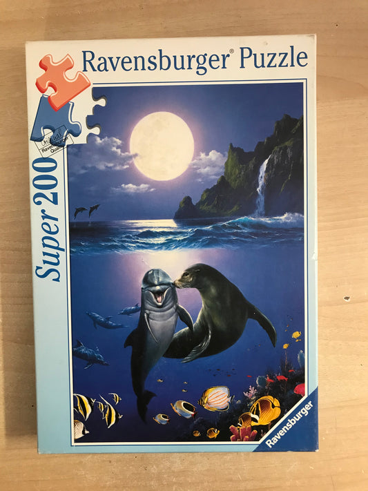 Child Jigsaw Puzzle Ravensburger 200 pc Kissing In The Moonlite Dolphines