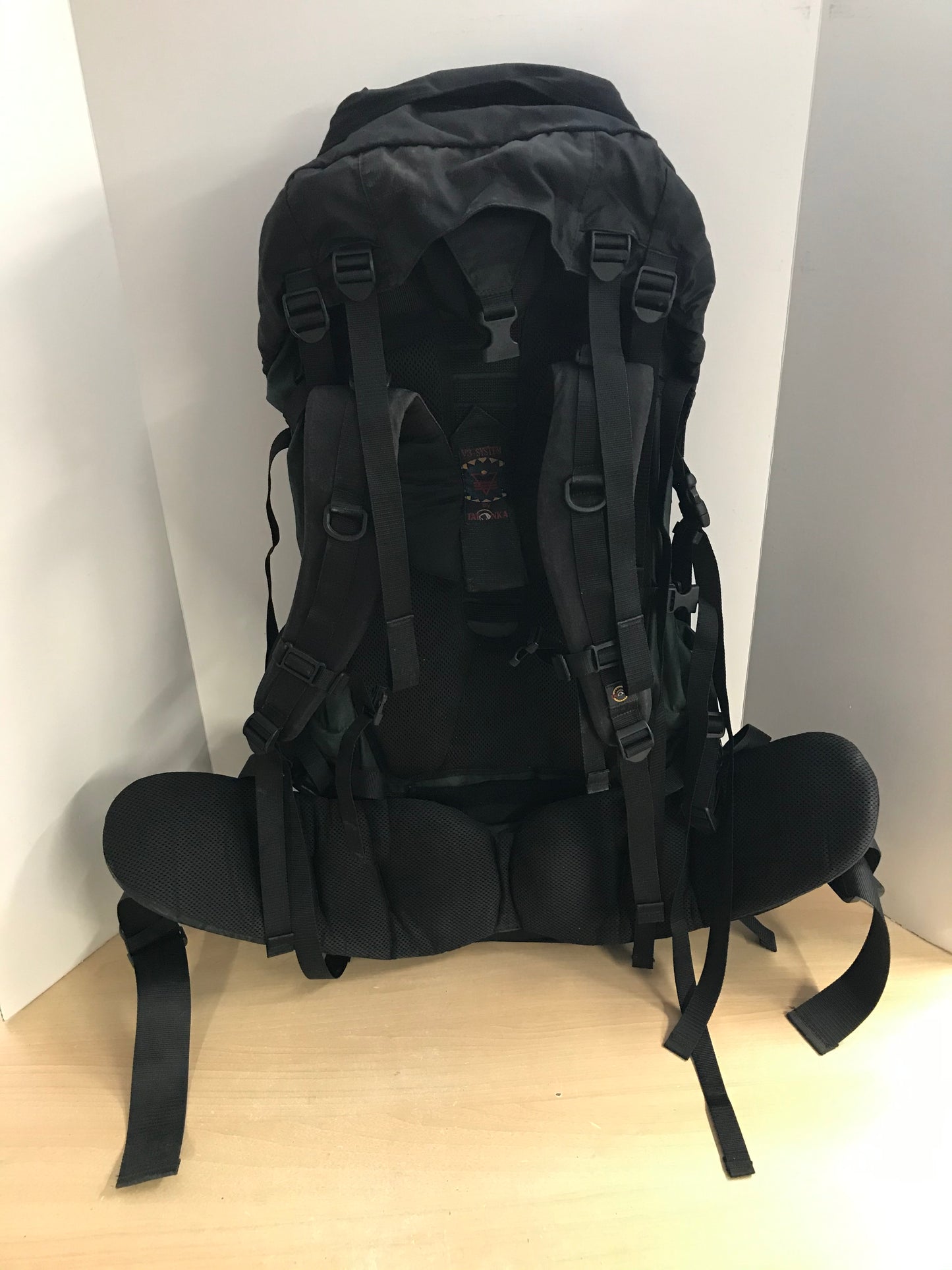 Camping Adventures Tatonka Red Trail 75 Mountain Backpack Fantastic Quality