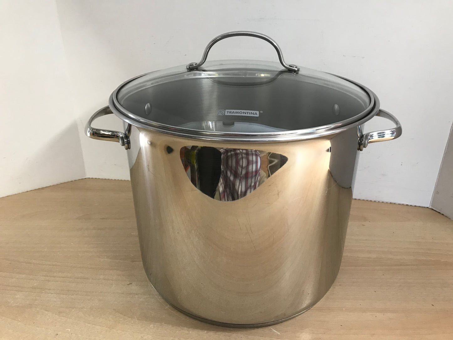 Cottage and Home Tramontina Professional 12 Quart 18-10 Stainless Steel Stock Pot With Lid Excellent