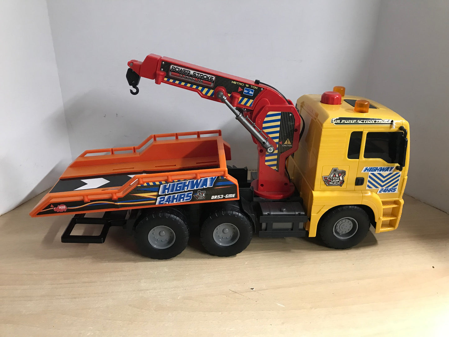 Dickie Toys Large Tow Truck 18 inch