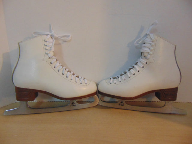 Figure Skates Child Size 4 C 1490 Jackson Mystique Leather Excellent Condition Fantastic Quality