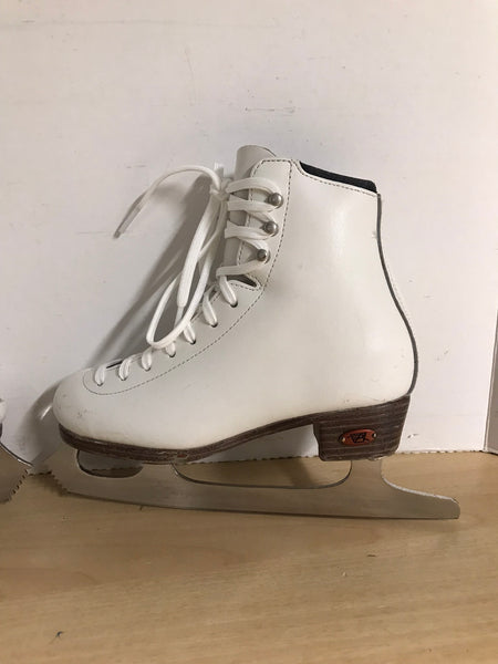 Figure Skates Child Size 12-13.5 Wide Riedell Leather Excellent