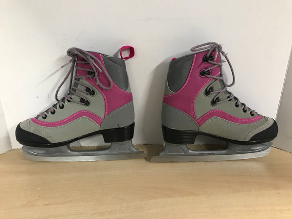 Figure Skates Child Size 5 CCM Pink Grey Soft Skate New Demo Model